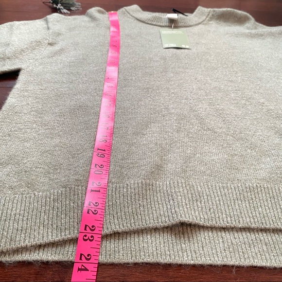 H&M Recycled Polyester Ladies’ Fine-Knit Sweater in Light Green Melange, Size S - Picture 5 of 9